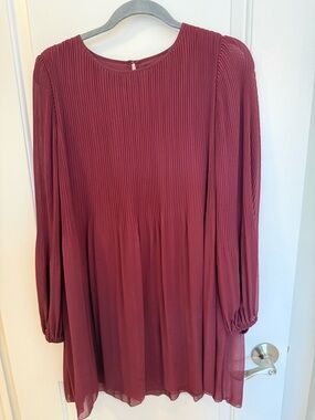 Wilfred Pleated Long-Sleeve Shift Dress - Burgundy